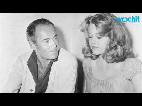 VIDEO : Jane Fonda Says Dad, Henry Fonda Made Her Bulimic