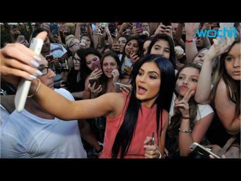VIDEO : Kylie Jenner Talks Privacy In Adweek