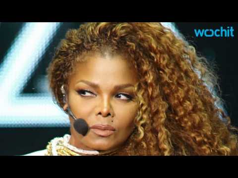 VIDEO : Janet Jackson Delays Her 