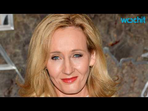 VIDEO : The Chair J.K. Rowling Sat On While Writing Harry Potter Sells for $394,000