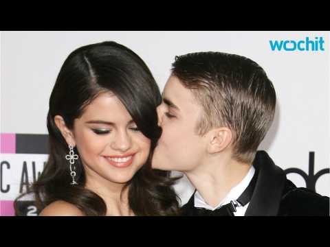 VIDEO : Are Justin Bieber And Selena Gomez Officially Back Together?