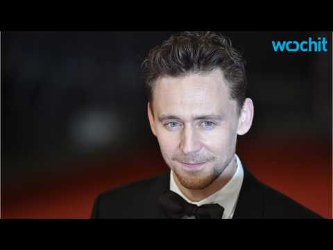 VIDEO : Tom Hiddleston Plays Hank Williams In Movie