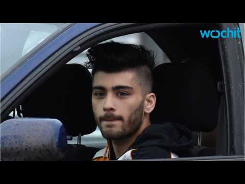 VIDEO : Zayn Malik Offers an Ode to Ordinary Life in New Music Video