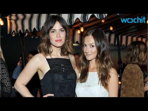 VIDEO : Fashion Nightmare: Nicole Richie, Mandy Moore and Minka Kelly Show Up in the Same Dress