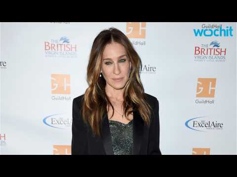 VIDEO : Sarah Jessica Parker Enjoys Family and Art on 51st Birthday in Her Beloved NYC