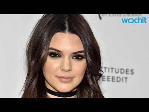 VIDEO : Kendall Jenner Can't See a Reason For Her to Go to College