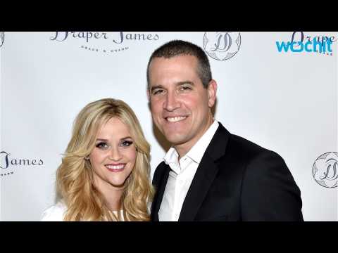 VIDEO : Reese Witherspoon & Husband Jim Toth Celebrate 5 Years of Marriage