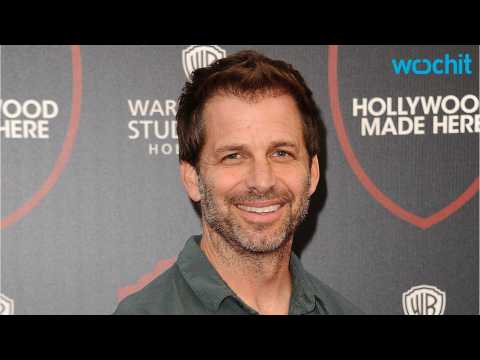 VIDEO : Director Zack Snyder Explains Selection Process for 'Justice League' Team