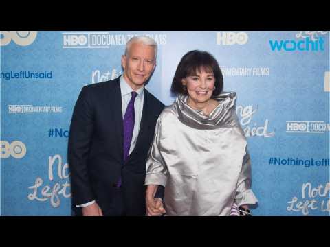 VIDEO : Anderson Cooper and Mother Gloria Vanderbilt Release Book