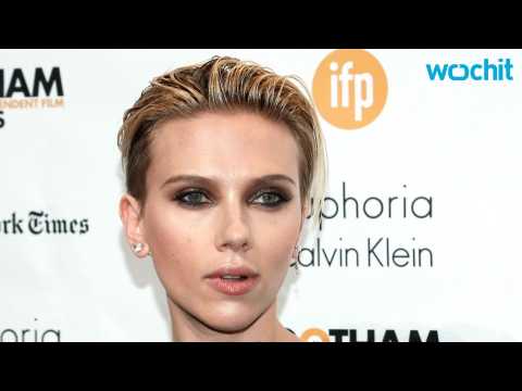 VIDEO : Scarlett Johansson Speaks Out About Women's Issues