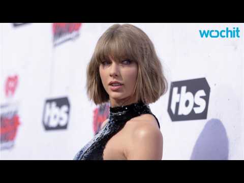 VIDEO : Taylor Swift's New Music Video is a Love Letter to Fans