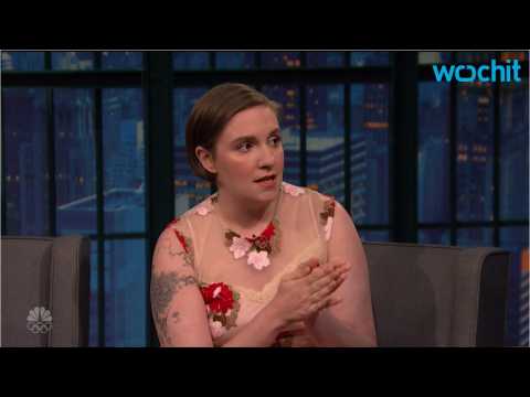 VIDEO : Lena Dunham And Khloe Kardashian Can't Get Enough Of Each Other