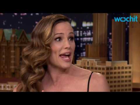 VIDEO : Jennifer Garner Explains Her Oscar Dress Experience