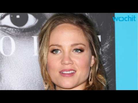VIDEO : Erika Christensen Reveals Baby Bump at 'Confirmation' Premiere