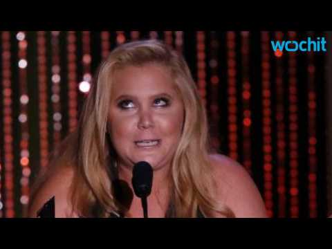 VIDEO : Amy Schumer Believes She Has 6 More Months of Fame Left