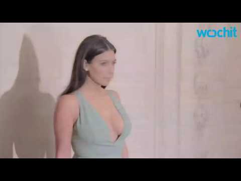VIDEO : This Week in Kardashian Fashion: Kim Kardashian Goes Nude and More