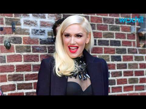VIDEO : Gwen Stefani Is Definitely Not Pregnant