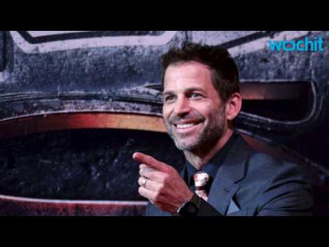 VIDEO : Zack Snyder Explains Why he Showed death of Waynes Again