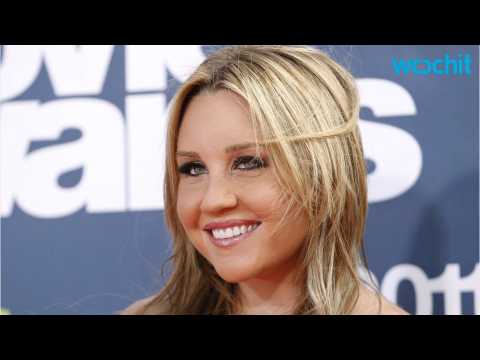 VIDEO : Amanda Bynes Steadily Piecing Her Life Back as She Turns 30 Today