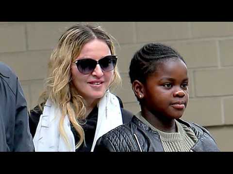 VIDEO : Madonna gte sa fille Mercy