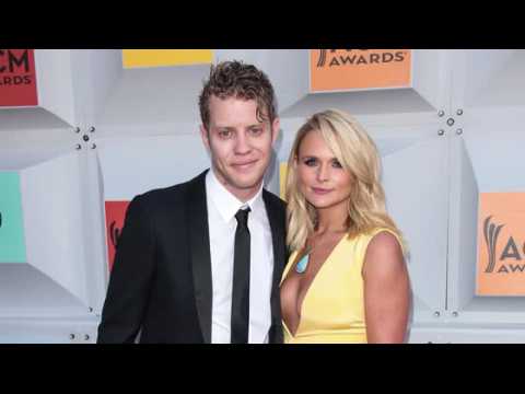 VIDEO : Miranda Lambert and Anderson East Make Red Carpet Debut