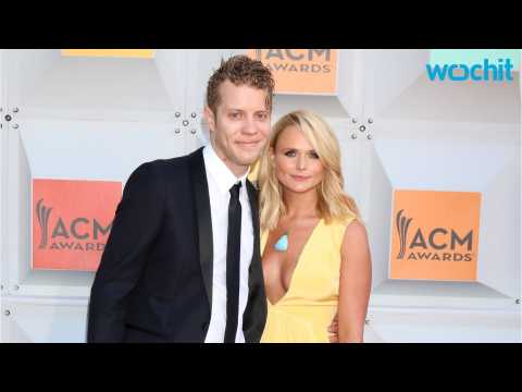 VIDEO : Miranda Lambert and Anderson East Make Red Carpet Debut at ACM Awards