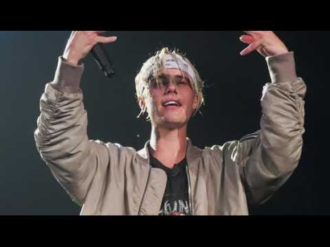 VIDEO : Justin Bieber Rocked A Celeb Studded Crowd At The Staples Center