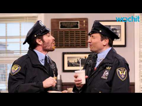 VIDEO : Jake Gyllenhaal and Jimmy Fallon Play Cops in New Skit
