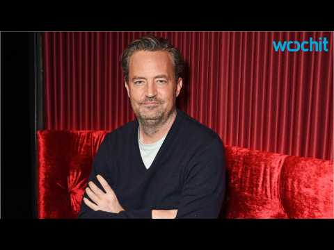 VIDEO : Matthew Perry Dismisses Idea of a 'Friends' Reunion Happening