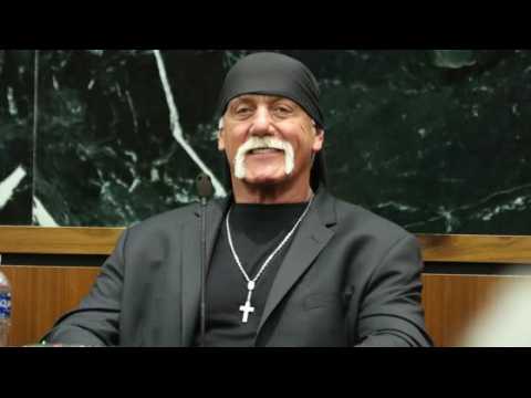 VIDEO : Hulk Hogan reoit 25 millions de dollars en dommages punitifs en plus des 115 millions de do