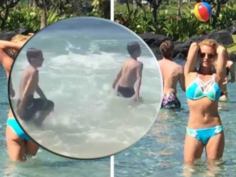 VIDEO : Exclu Vidéo : Britney Spears : En vacances à Hawaï, elle affiche son bonheur !