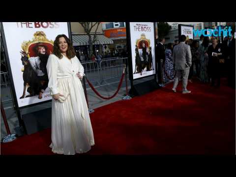 VIDEO : Melissa McCarthy and Husband at 'The Boss' Premiere in Los Angeles