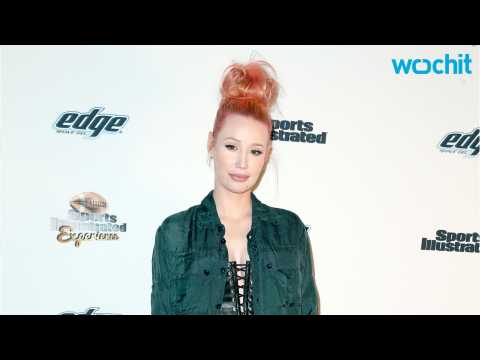 VIDEO : Iggy Azalea Will be the Guest of Honor at the Miami Beach Gay Pride Parade
