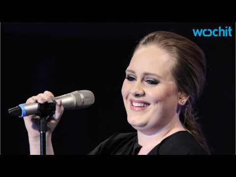 VIDEO : Adele  Confesses She Grew Some Major Facial Hair After Giving Birth