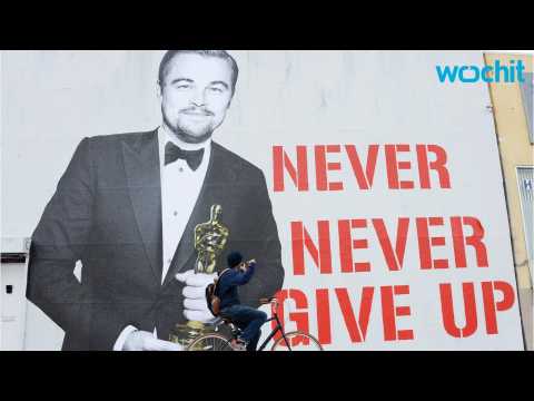 VIDEO : Leonardo DiCaprio takes The Revenant to China