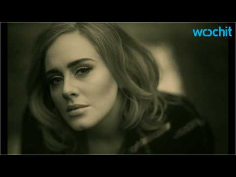 VIDEO : Adele's Family Photographs Leaked On Internet