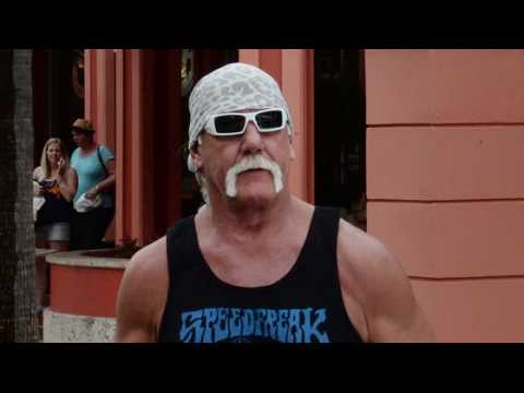 VIDEO : Hulk Hogan Looks Like $100 Million Days After Court Case Win