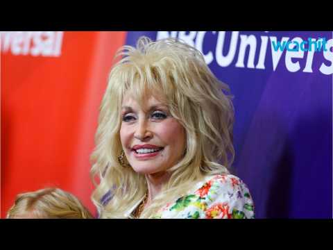 VIDEO : Who Will Dolly Parton Be Performing A Duet With At The ACM Awards?