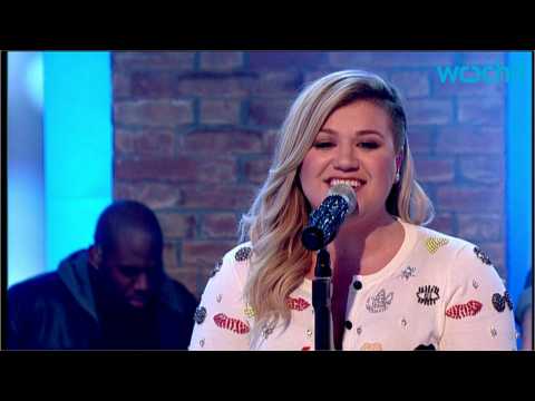 VIDEO : Which Idol Contestant Are Kelly Clarkson And Reuben Studdard Voting For?