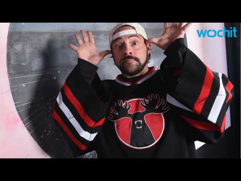 VIDEO : Kevin Smith Excited For His 'Supergirl' Episode