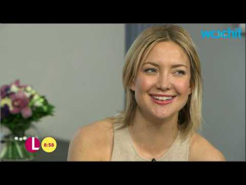 VIDEO : Kate Hudson Feels Guilty That She Would Prefer to Watch ?The Bachelor? than Help Her Kids Wi