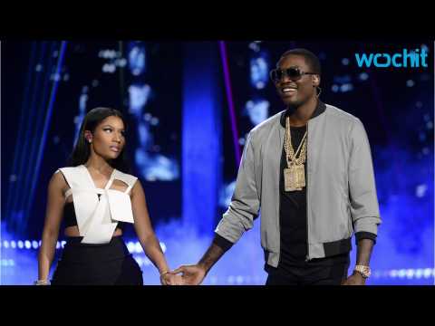 VIDEO : Nicki Minaj Laments Fans' Obsession with Her Relationship to Meek Mill