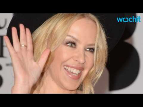 VIDEO : Kylie Minogue to Join Guy Pearce and Radha Mitchell in a New Comedy