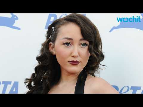 VIDEO : Miley Cyrus' Little Sister Noah Cyrus Released First Single