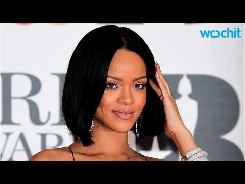 VIDEO : Rihanna Starts Filming For Bates Motel