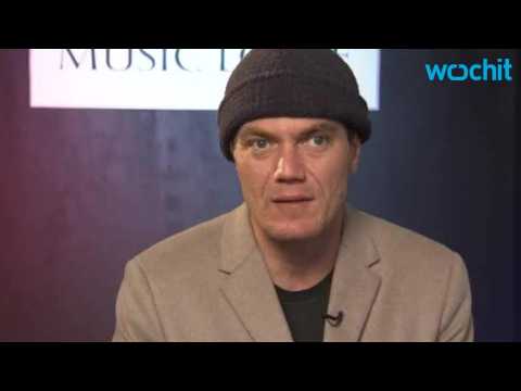 VIDEO : Michael Shannon Fell Asleep During 'Batman v Superman'
