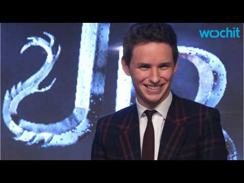 VIDEO : Which Cast Would Eddie Redmayne Like To Join?