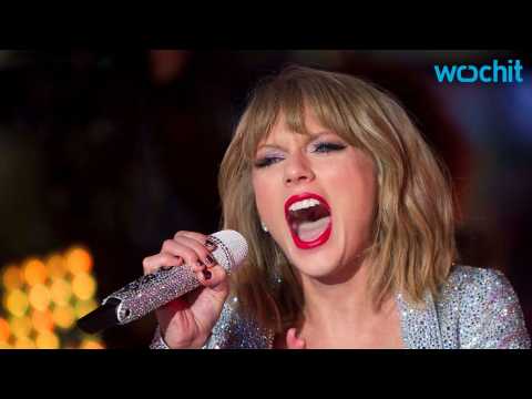 VIDEO : New York Grammy Museum Hosting Taylor Swift Experience
