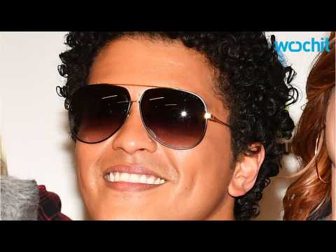 VIDEO : Is Bruno Mars The Next Carpool Karaoke Guest?