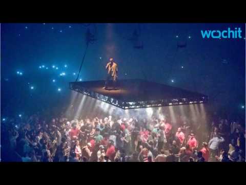 VIDEO : Kanye West Rants And Cuts His Concert Short